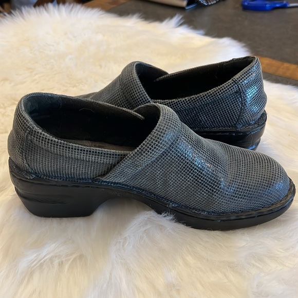 BOC Born Peggy Pewter Slip On Metallic Gray Wedge Clogs Size 8 / 39 - Picture 5 of 9